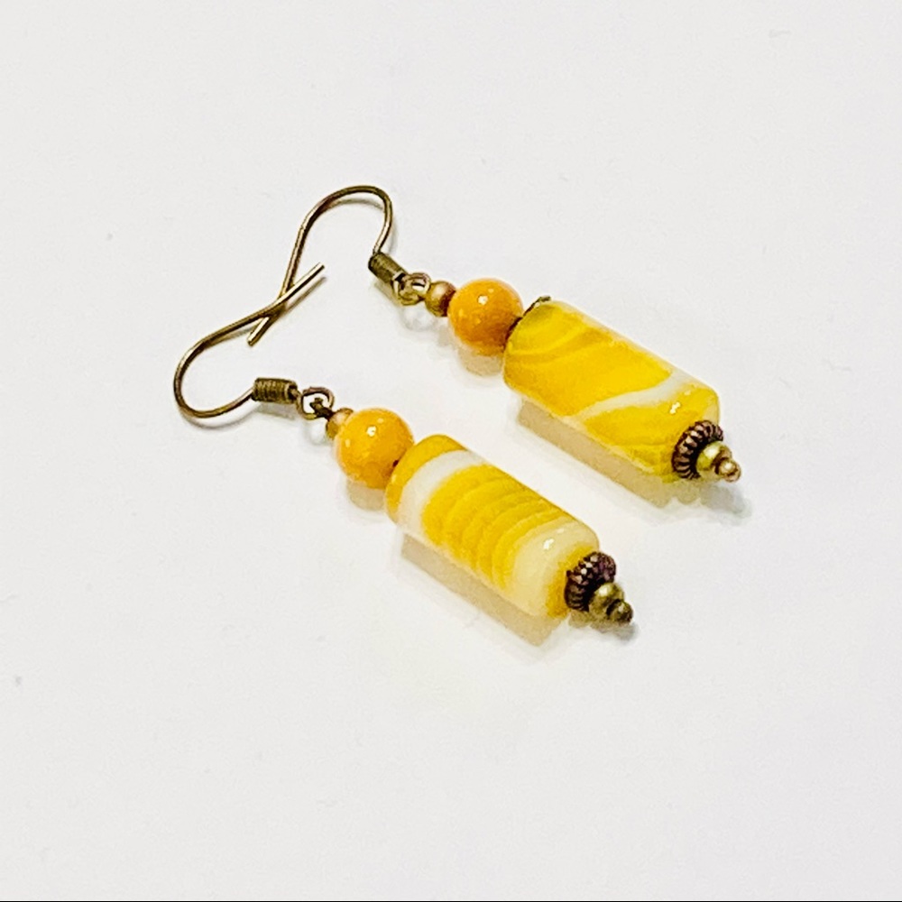 Bright & Cheery Yellow & White Onyx Stone Gold Agate &!Bronze Boho Earrings 🌼